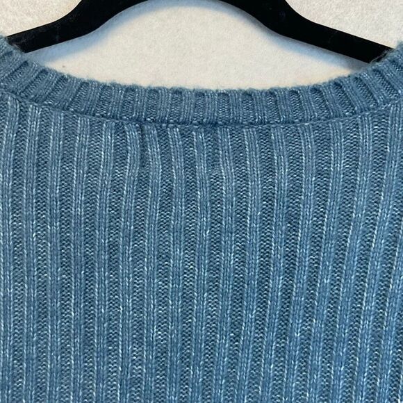 ST. JOHN’S BAY Women’s Pullover Sweater XL Denim Blue V Neck Long Sleeve NWT - Picture 14 of 15